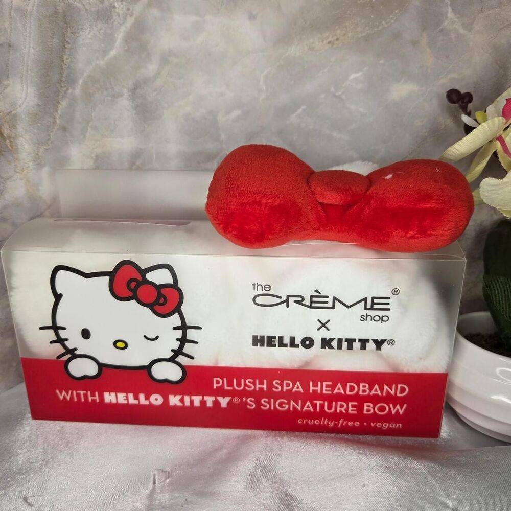 The Creme Shop Hello Kitty plush spa headband